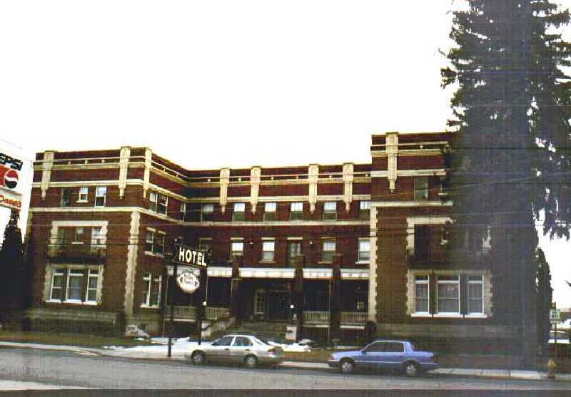 Union, Oregon has the still functioning Union Hotel on Main street
